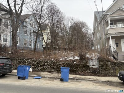 /international/us/226-willow-street-waterbury-ct-110105937752/