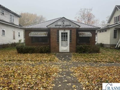 /international/us/335-main-street-frost-mn-110103375989/