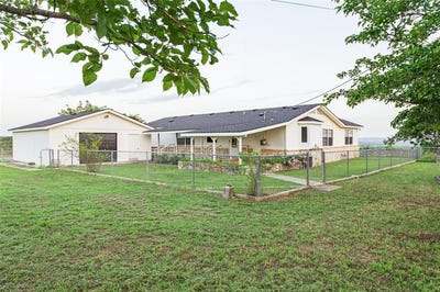 /international/us/273-county-road-2546-meridian-tx-110099271242/