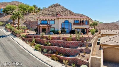/international/us/220-hallett-cove-boulder-city-nv-110107964839/