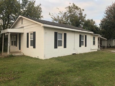 /international/us/600-n-broadway-street-edmond-ok-110108352136/