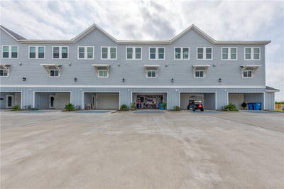 /international/us/3201-s-11th-street-port-aransas-tx-110105320096/