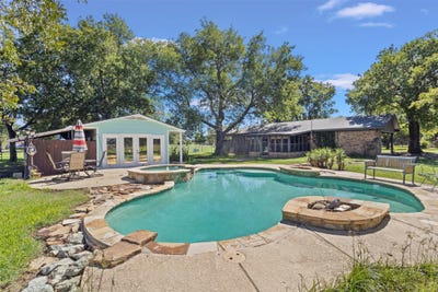 /international/us/9591-dripping-springs-road-denison-tx-110120419768/