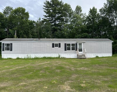/international/us/1535-bangor-road-clinton-me-110108984710/