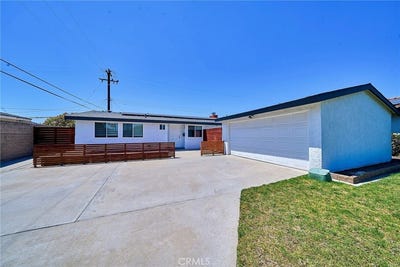 /international/us/14839-gandesa-road-la-mirada-ca-110108848479/