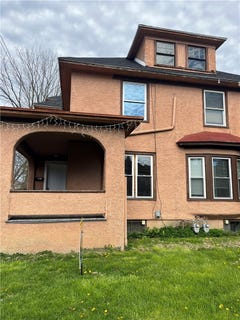 /international/us/414-walnut-street-elmira-ny-110107514056/