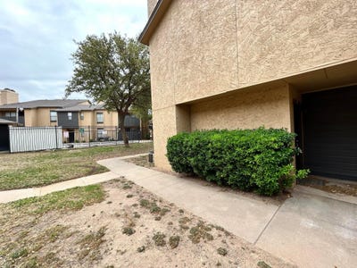 /international/us/8601-memphis-drive-lubbock-tx-110108473447/