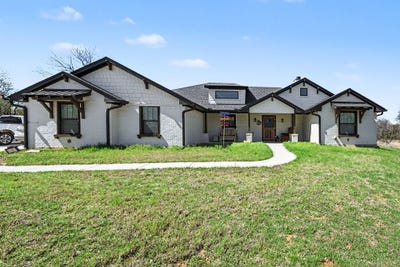 /international/us/192-grand-harbor-boulevard-chico-tx-110106376342/