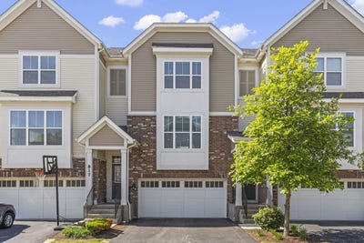 /international/us/821-w-chase-lane-palatine-il-110108586849/