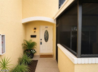 /international/us/102-e-greens-boulevard-lehigh-acres-fl-110107821746/