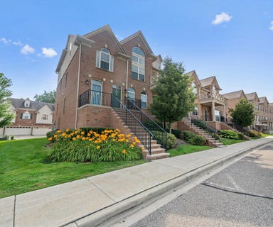 /international/us/39665-springwater-drive-northville-mi-110101305644/