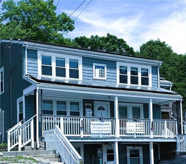 /international/us/968-elm-street-woonsocket-ri-110108576646/