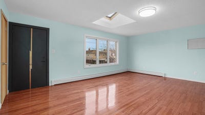 /international/us/109-24-176th-street-jamaica-ny-110096547240/
