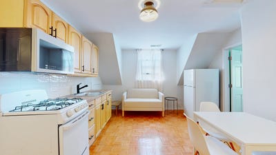 /international/us/86-edwards-street-new-haven-ct-110106536670/