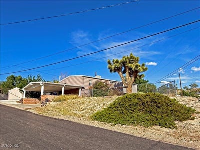 /international/us/404-valley-view-avenue-tonopah-nv-110100076287/