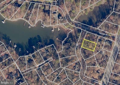 /international/us/12810-raine-road-lusby-md-110108225413/
