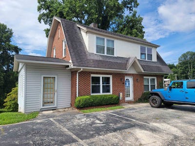 /international/us/115-w-blue-ridge-street-stuart-va-110101717647/