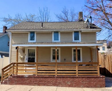 /international/us/21-center-street-highland-falls-ny-110107343243/