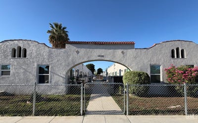 /international/us/1800-forrest-street-bakersfield-ca-110107165086/