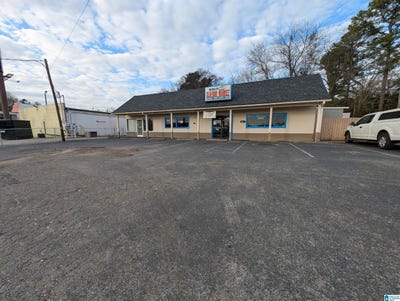 /international/us/96-ne-25th-avenue-birmingham-al-110104481729/
