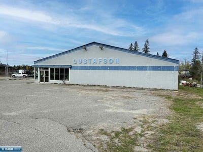 /international/us/10-s-hwy-53-cook-mn-110087732196/
