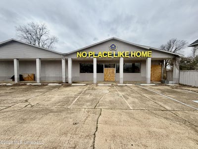 /international/us/417-desoto-avenue-clarksdale-ms-110106254654/