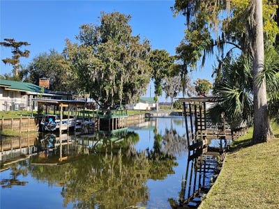 /international/us/876-cr-467-lake-panasoffkee-fl-110100918110/