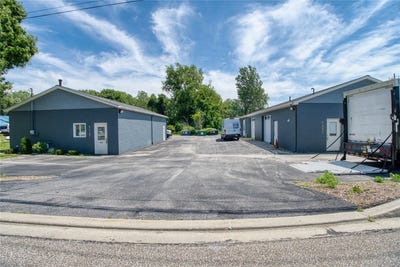 /international/us/5527-woodside-drive-erie-pa-110100728752/
