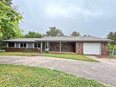 /international/us/1104-michael-street-tahlequah-ok-110108397309/