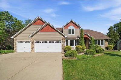 /international/us/13476-granada-avenue-apple-valley-mn-110108631920/