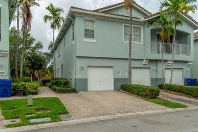/international/us/3185-laurel-ridge-circle-riviera-beach-fl-110099767046/?lang=fr