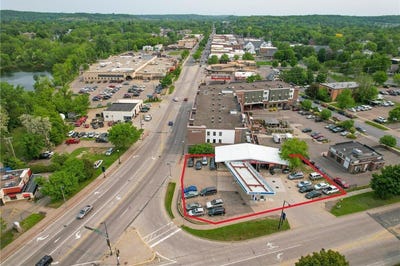 /international/us/428-s-main-street-river-falls-wi-110100193789/?lang=zh-tw