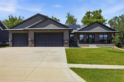 /international/us/1698-foxborough-drive-marion-ia-110108823049/