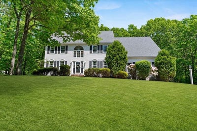 /international/us/2-harrison-pl-franklin-ma-110108354266/