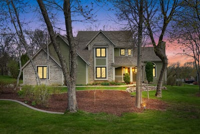 /international/us/w191s6834-bluegrass-dr-muskego-wi-110108110357/