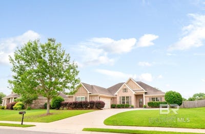 /international/us/8883-bainbridge-drive-daphne-al-110108448537/