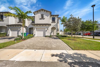 /international/us/20357-nw-4th-path-miami-gardens-fl-110095656529/