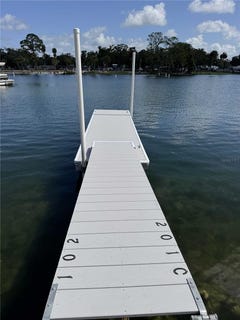 /international/us/30-se-valare-lane-crystal-river-fl-110101232356/