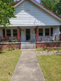 /international/us/305-glenwood-drive-greenville-nc-110107875938/