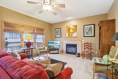 /international/us/113-jennifer-circle-mount-horeb-wi-110107244703/