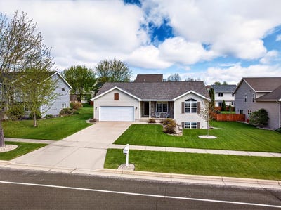 /international/us/3152-w-main-street-sun-prairie-wi-110108234926/
