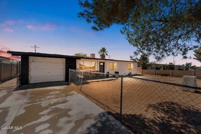 /international/us/24254-chaparral-avenue-boron-ca-110101170910/