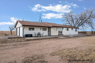 /international/us/293-road-152-carpenter-wy-110108342434/