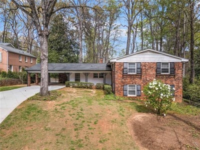 /international/us/274-land-o-lakes-court-ne-atlanta-ga-110106503095/