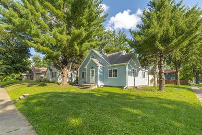 /international/us/325-reber-avenue-waterloo-ia-110101213772/