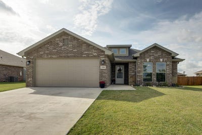 /international/us/1104-w-pebblebrooke-drive-ozark-mo-110120093384/