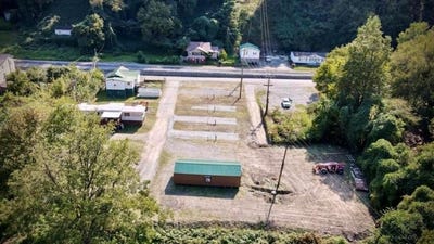 /international/us/35-peachtree-lane-freeburn-ky-110107167932/
