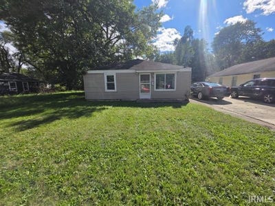 /international/us/822-roosevelt-street-south-bend-in-110120148064/