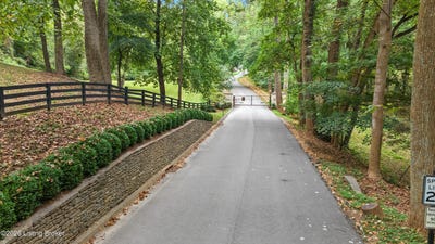 /international/us/14403-river-glades-ln-prospect-ky-110120118000/
