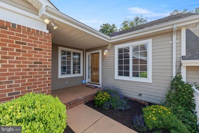 /international/us/192-stony-pointe-way-strasburg-va-110108612188/